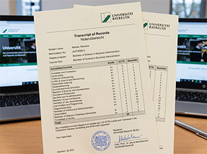 Offizielles Transcript of Records (Notenübersicht) der Universität Bayreuth-1